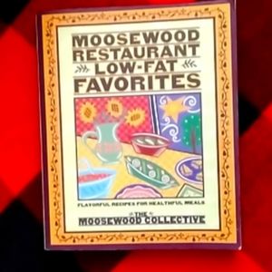 Moosewood Collectives VEGETARIAN/LOW-FAT Cookbook